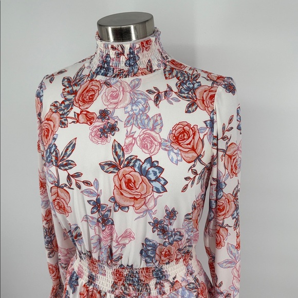 Nanette Lepore Womens Long Sleeve Floral Dress Smocked Neck Size 4 - Picture 13 of 13